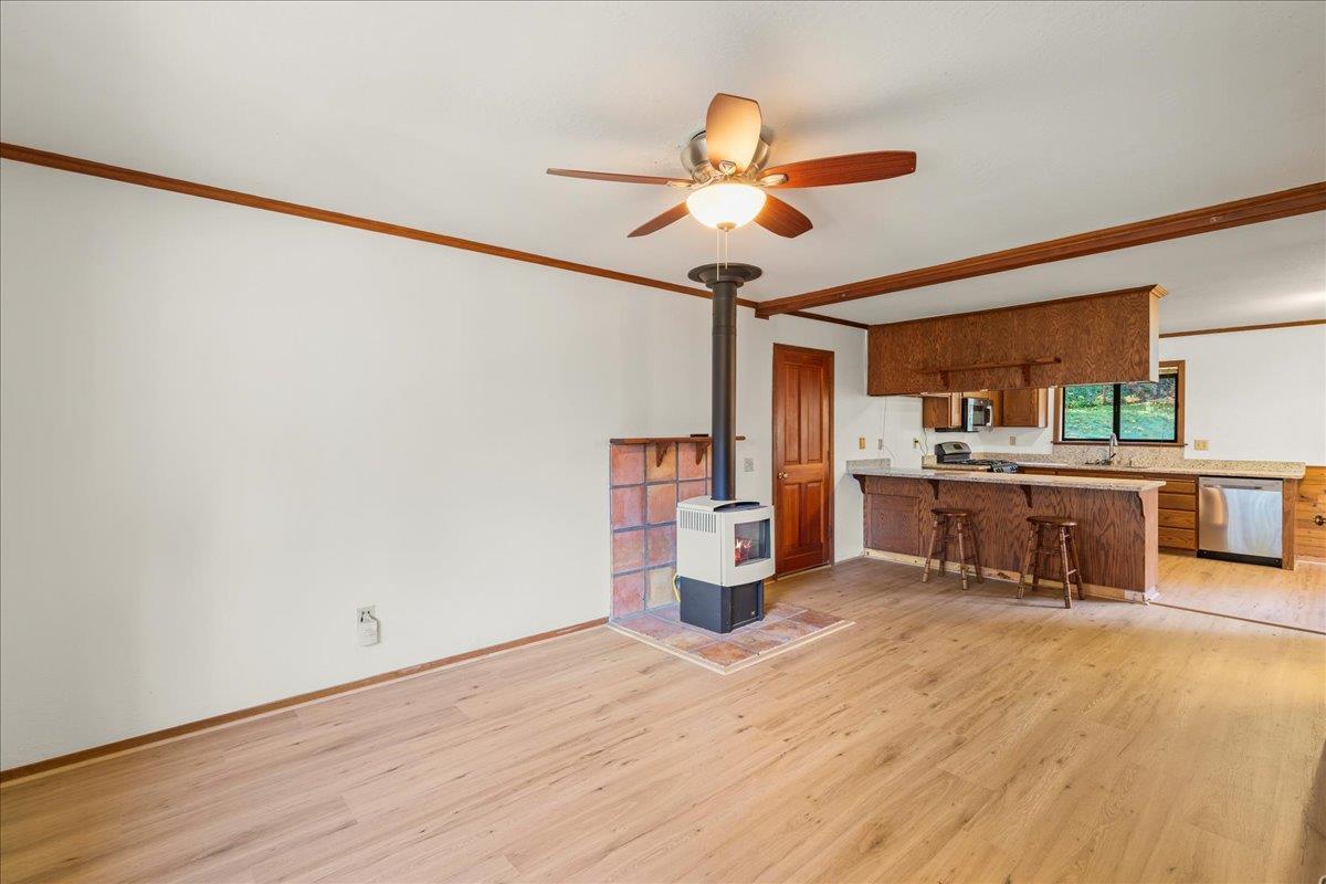 Detail Gallery Image 64 of 74 For 19960 Skyline Blvd, Los Gatos,  CA 95033 - 4 Beds | 3/1 Baths