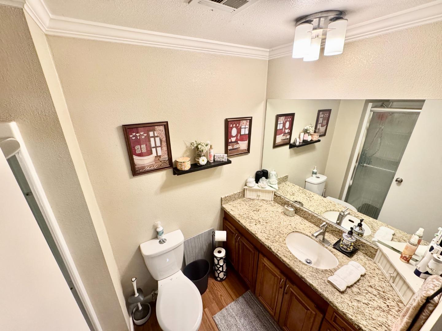 Detail Gallery Image 10 of 12 For 2151 Oakland Rd #22,  San Jose,  CA 95131 - 3 Beds | 2 Baths