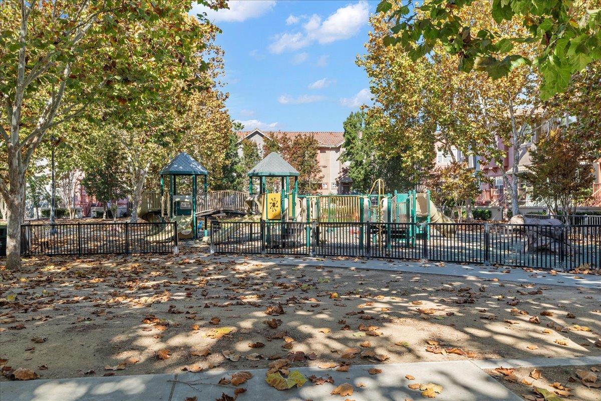 Detail Gallery Image 26 of 26 For 1310 Saddle Rack St #438,  San Jose,  CA 95126 - 1 Beds | 1 Baths