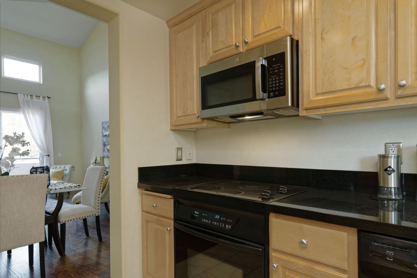 Detail Gallery Image 8 of 26 For 1310 Saddle Rack St #438,  San Jose,  CA 95126 - 1 Beds | 1 Baths