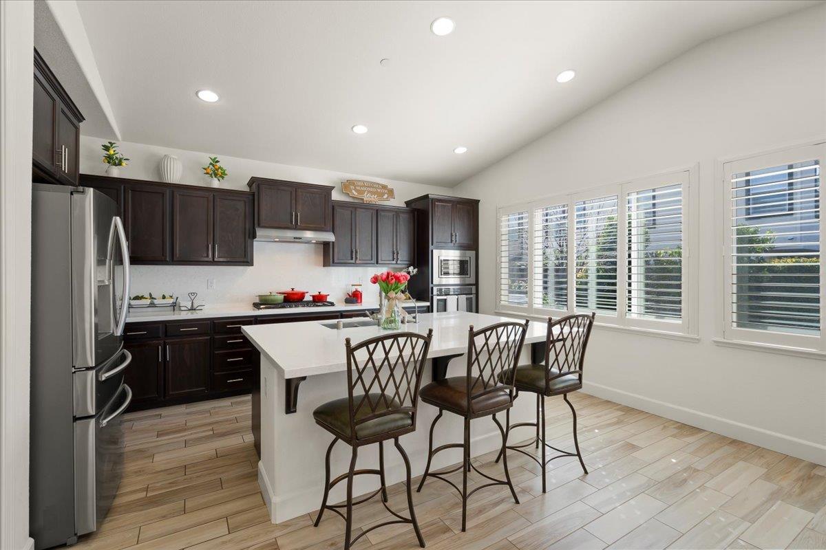 Detail Gallery Image 22 of 71 For 1188 Viognier Way, Gilroy,  CA 95020 - 4 Beds | 3 Baths