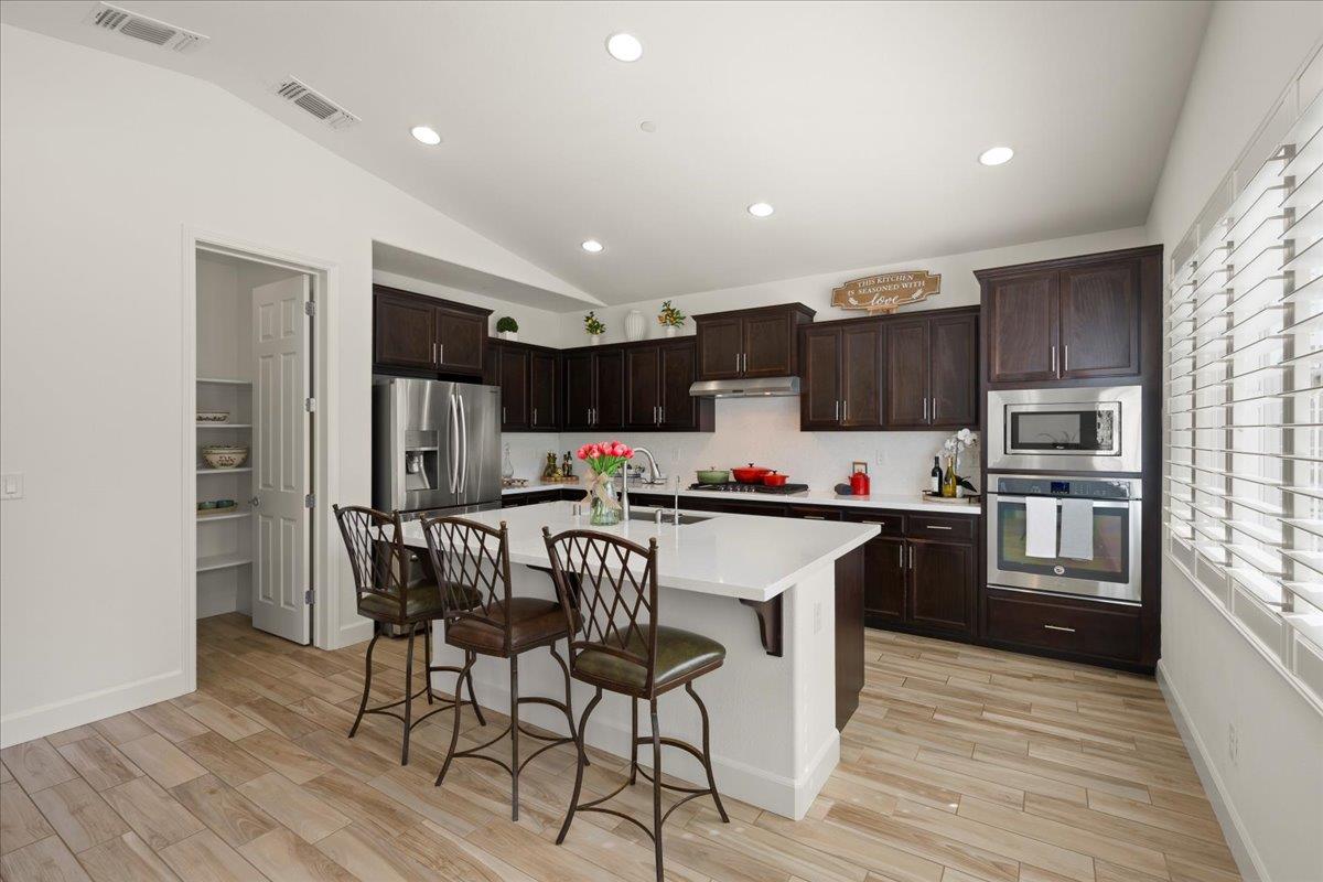 Detail Gallery Image 24 of 71 For 1188 Viognier Way, Gilroy,  CA 95020 - 4 Beds | 3 Baths