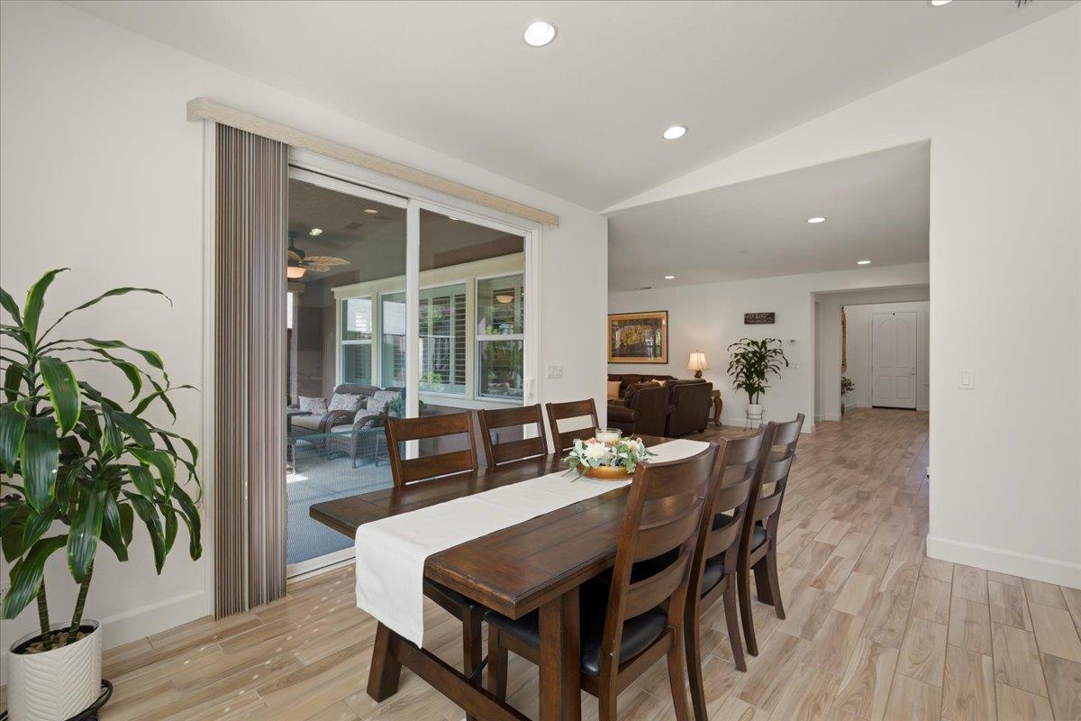 Detail Gallery Image 27 of 71 For 1188 Viognier Way, Gilroy,  CA 95020 - 4 Beds | 3 Baths