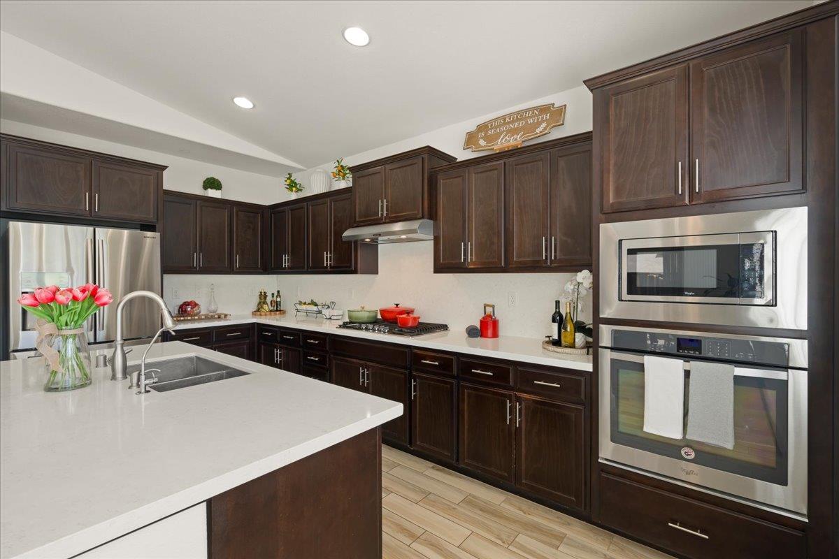 Detail Gallery Image 30 of 71 For 1188 Viognier Way, Gilroy,  CA 95020 - 4 Beds | 3 Baths