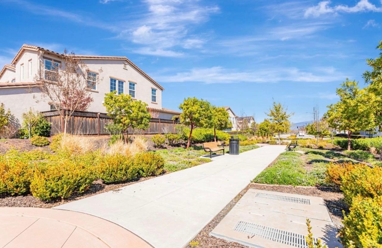 Detail Gallery Image 66 of 71 For 1188 Viognier Way, Gilroy,  CA 95020 - 4 Beds | 3 Baths