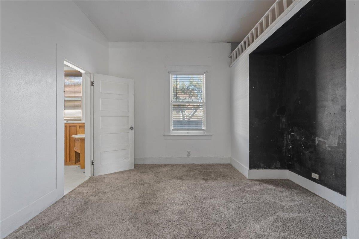 Detail Gallery Image 9 of 16 For 262 E 6th St, Gilroy,  CA 95020 - 3 Beds | 2 Baths