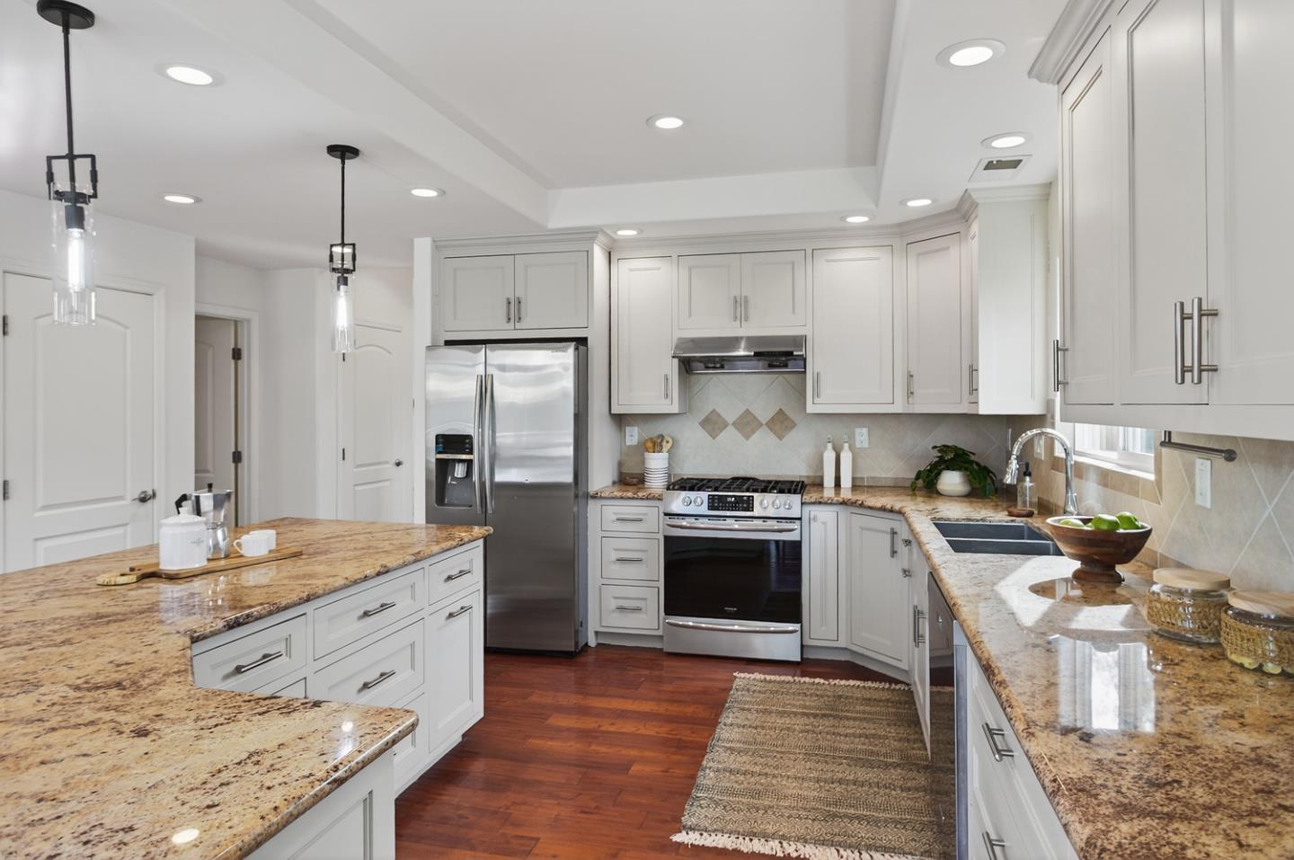 Detail Gallery Image 3 of 41 For 287 Calle Lolita, Los Gatos,  CA 95032 - 5 Beds | 3 Baths