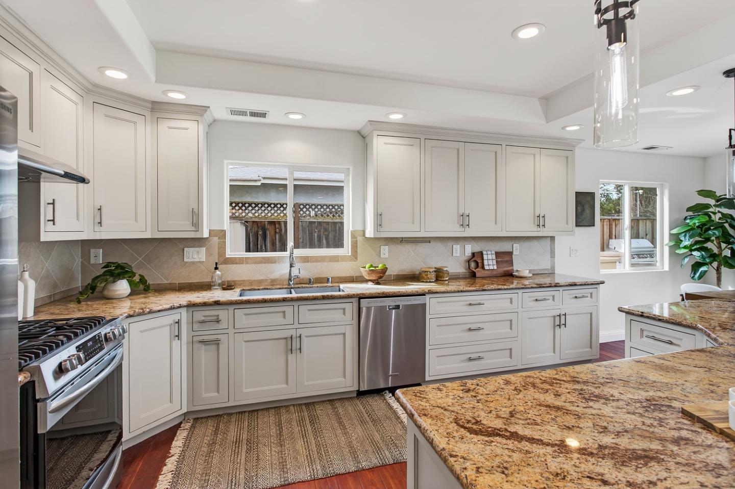 Detail Gallery Image 5 of 41 For 287 Calle Lolita, Los Gatos,  CA 95032 - 5 Beds | 3 Baths