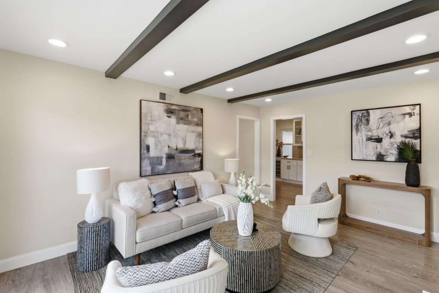 Detail Gallery Image 11 of 45 For 1414 Turlock Ln, San Jose,  CA 95132 - 5 Beds | 2 Baths