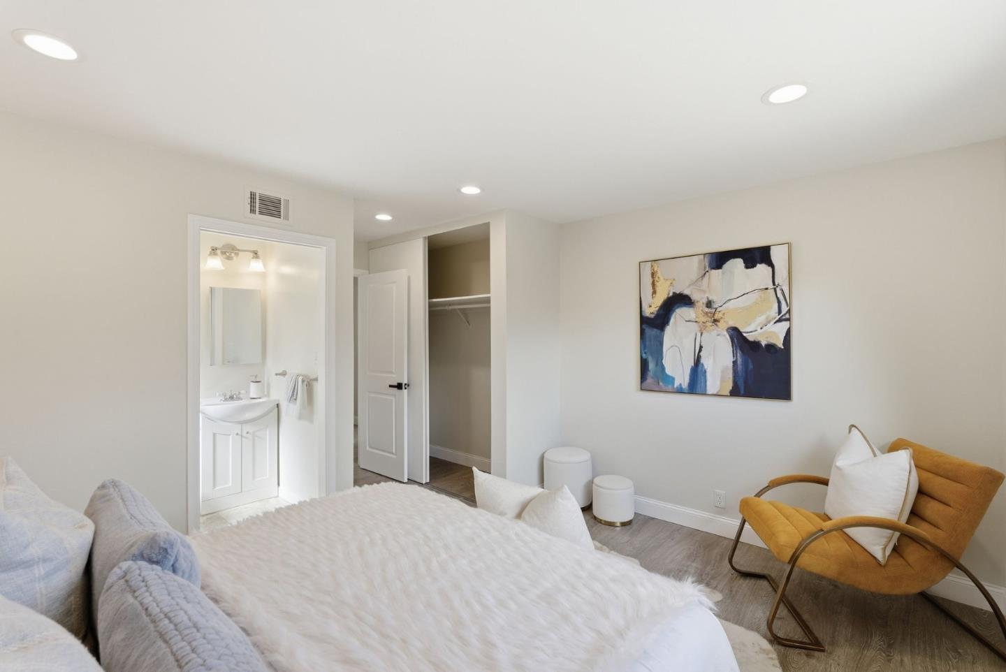 Detail Gallery Image 13 of 45 For 1414 Turlock Ln, San Jose,  CA 95132 - 5 Beds | 2 Baths