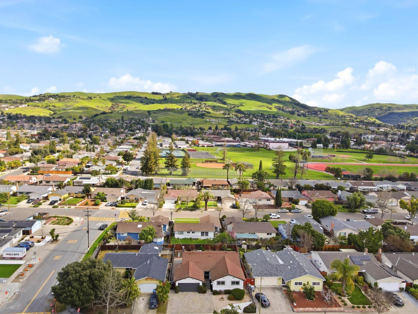 Detail Gallery Image 37 of 45 For 1414 Turlock Ln, San Jose,  CA 95132 - 5 Beds | 2 Baths