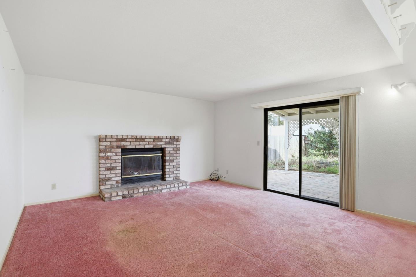 Detail Gallery Image 19 of 42 For 1340 Terrace Dr, Hollister,  CA 95023 - 3 Beds | 2/1 Baths