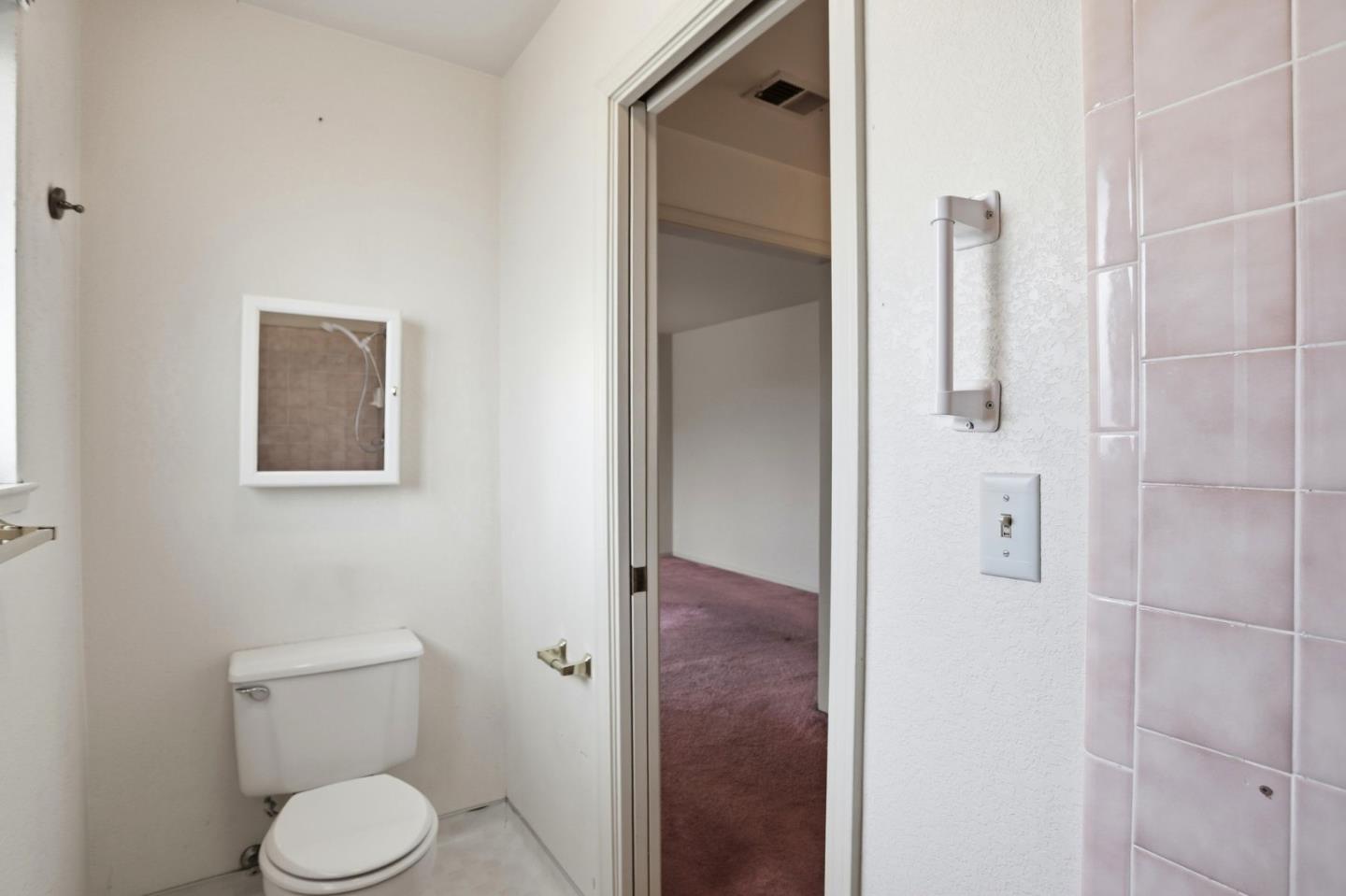 Detail Gallery Image 30 of 42 For 1340 Terrace Dr, Hollister,  CA 95023 - 3 Beds | 2/1 Baths