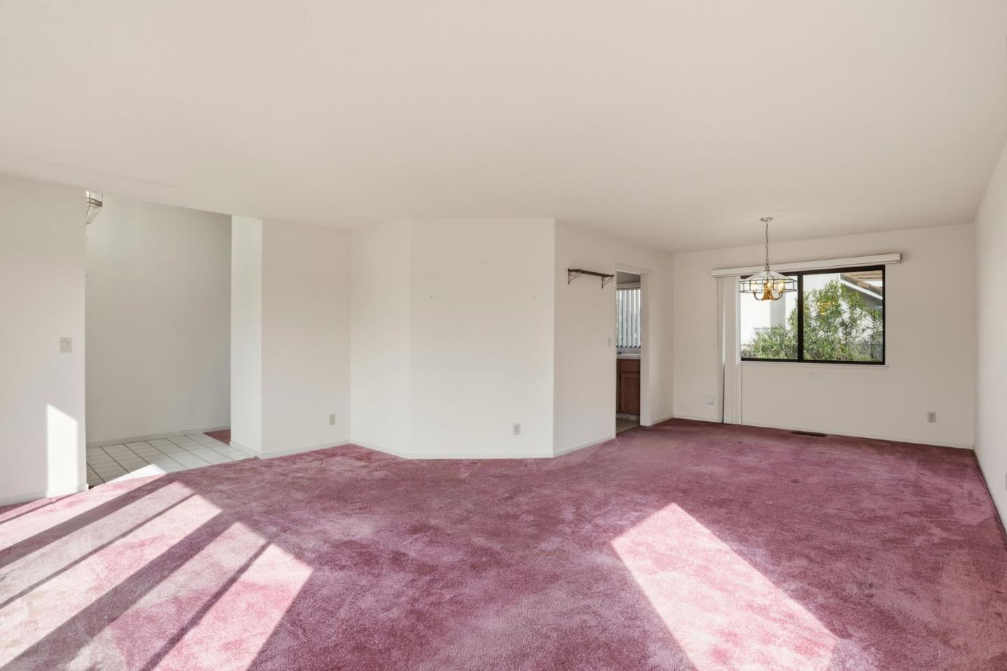 Detail Gallery Image 9 of 42 For 1340 Terrace Dr, Hollister,  CA 95023 - 3 Beds | 2/1 Baths