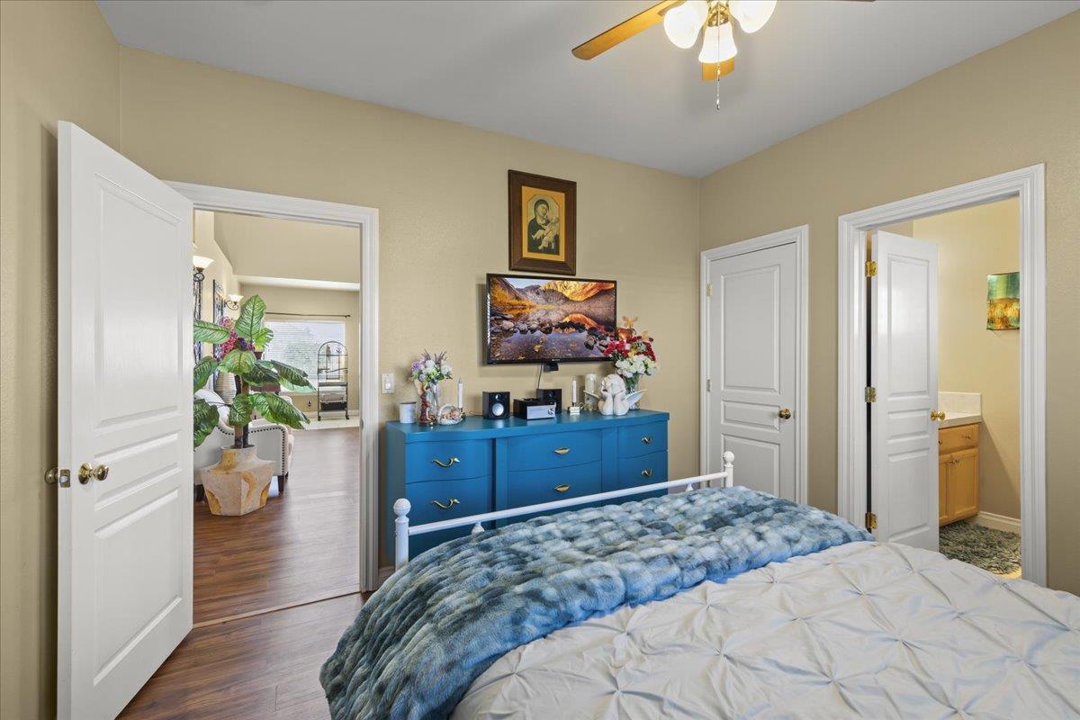 Detail Gallery Image 23 of 54 For 1901 Calistoga Dr, Hollister,  CA 95023 - 5 Beds | 3/1 Baths