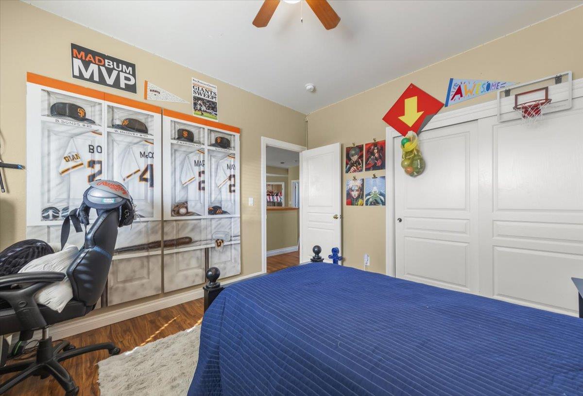 Detail Gallery Image 34 of 54 For 1901 Calistoga Dr, Hollister,  CA 95023 - 5 Beds | 3/1 Baths