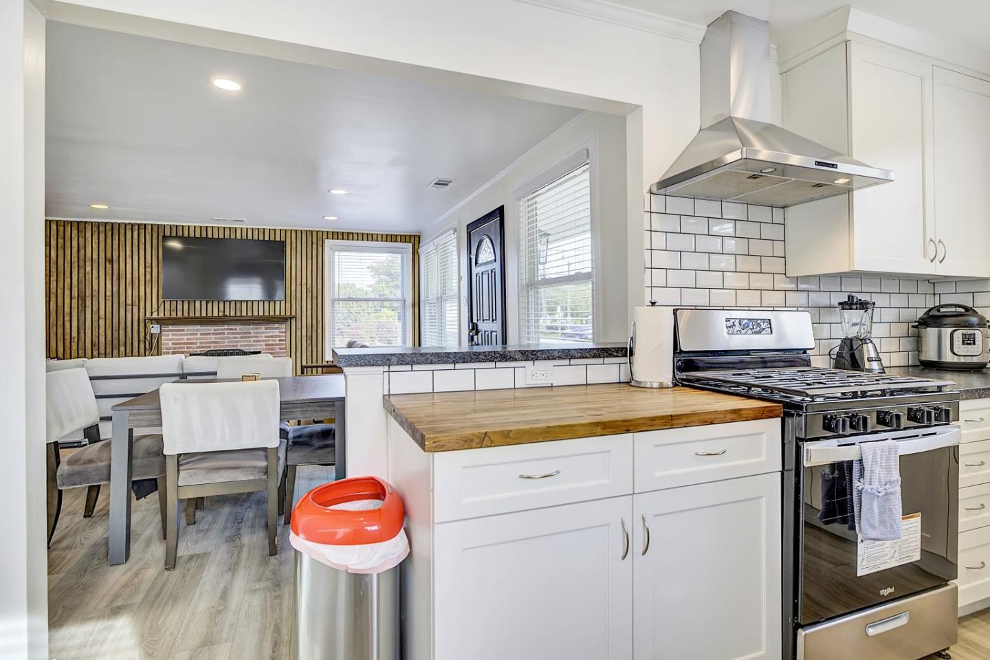 Detail Gallery Image 12 of 69 For 192 Aviador, Millbrae,  CA 94030 - 9 Beds | 5 Baths