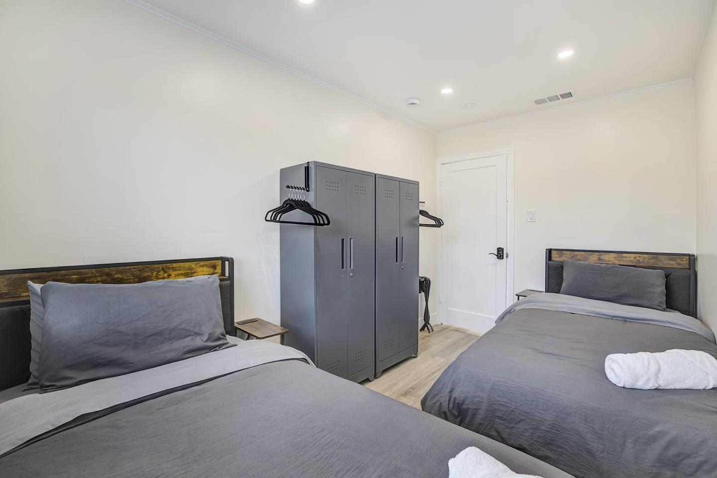 Detail Gallery Image 21 of 69 For 192 Aviador, Millbrae,  CA 94030 - 9 Beds | 5 Baths