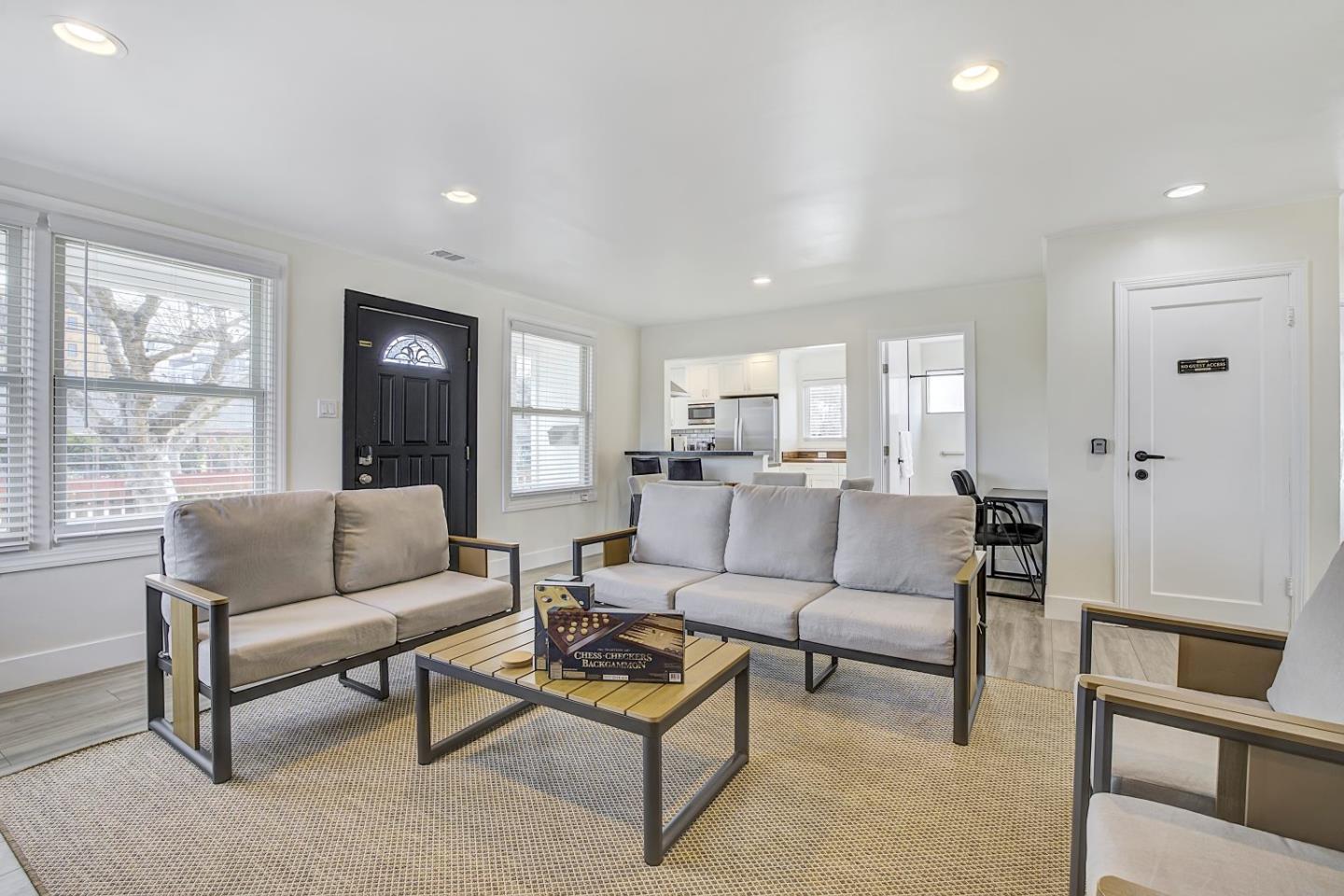 Detail Gallery Image 3 of 69 For 192 Aviador, Millbrae,  CA 94030 - 9 Beds | 5 Baths