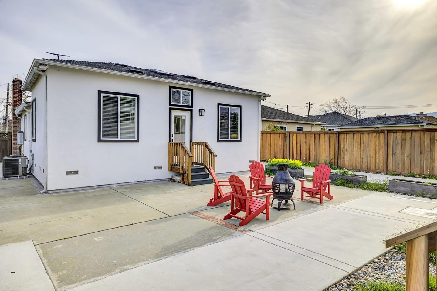 Detail Gallery Image 42 of 69 For 192 Aviador, Millbrae,  CA 94030 - 9 Beds | 5 Baths