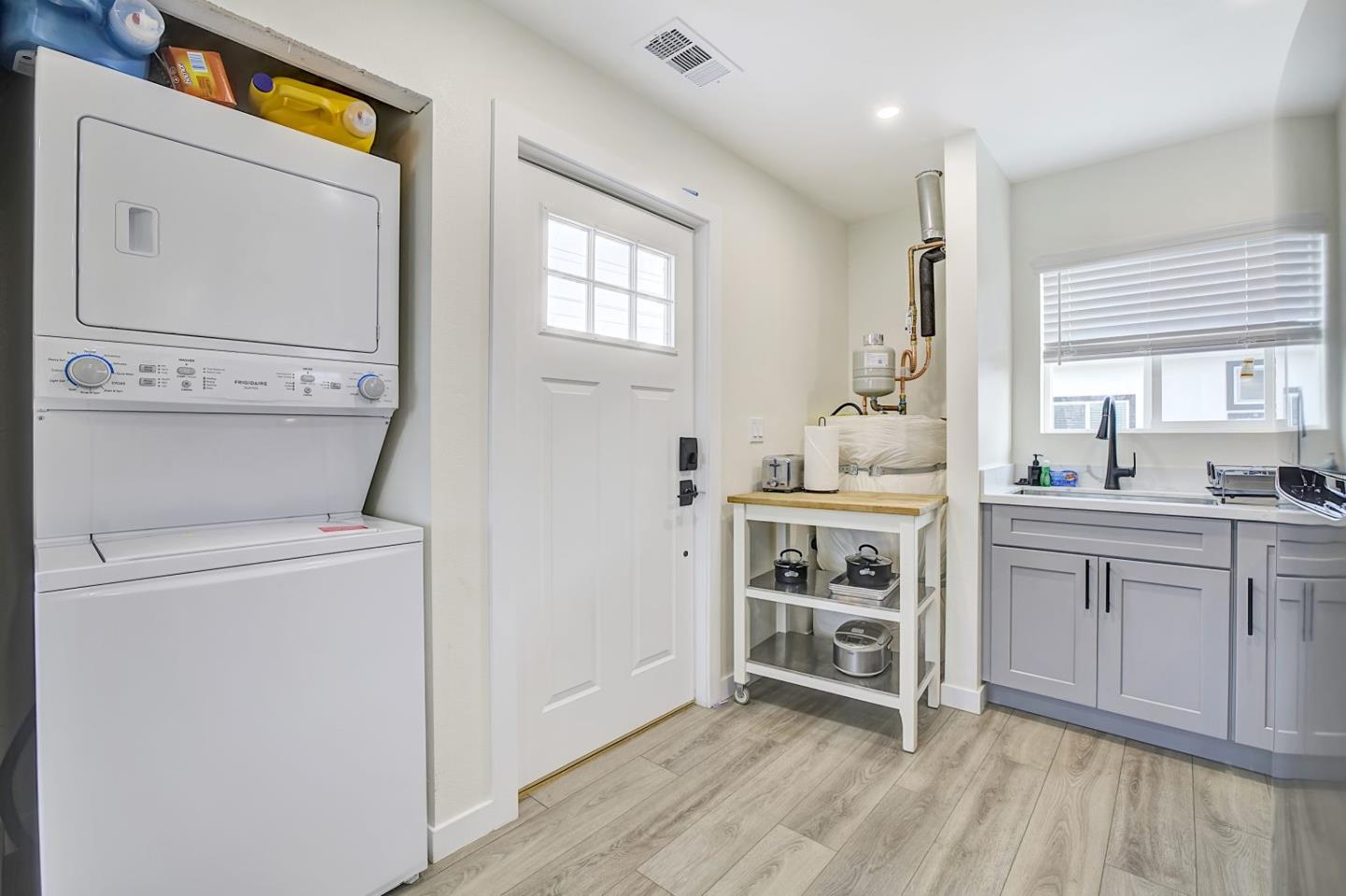 Detail Gallery Image 48 of 69 For 192 Aviador, Millbrae,  CA 94030 - 9 Beds | 5 Baths