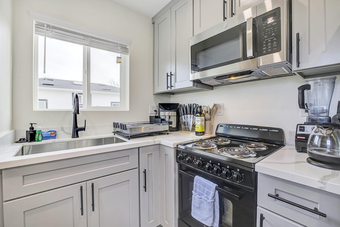 Detail Gallery Image 50 of 69 For 192 Aviador, Millbrae,  CA 94030 - 9 Beds | 5 Baths