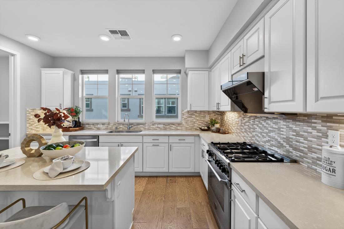 Photo #14: ML82035990 Listing: Photo #14