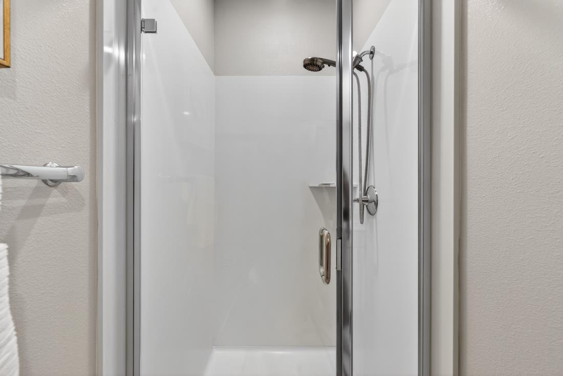 Photo #23: ML82035990 Listing: Photo #23