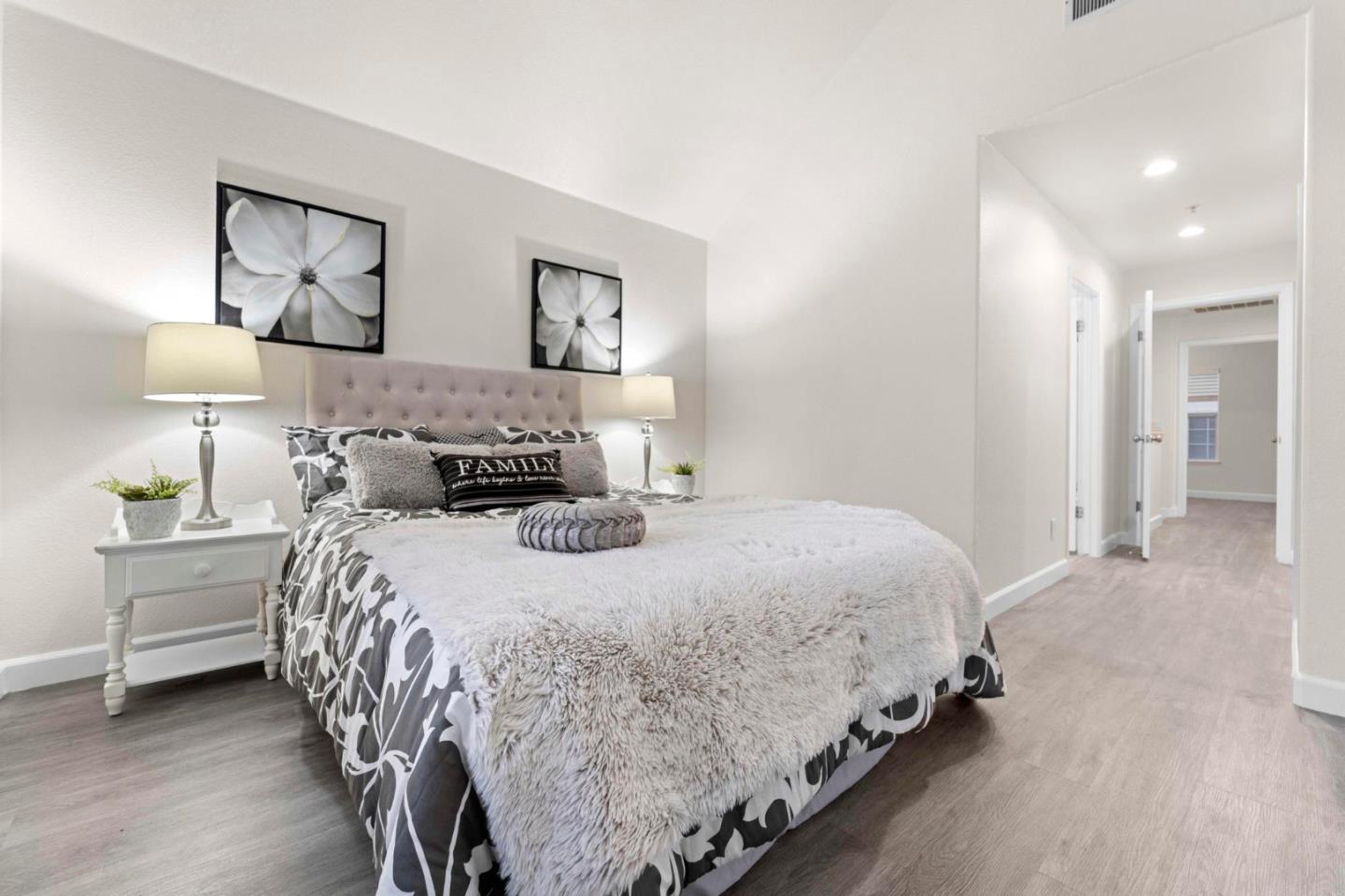 Detail Gallery Image 25 of 39 For 126 Pacchetti Way, Mountain View,  CA 94040 - 3 Beds | 3 Baths