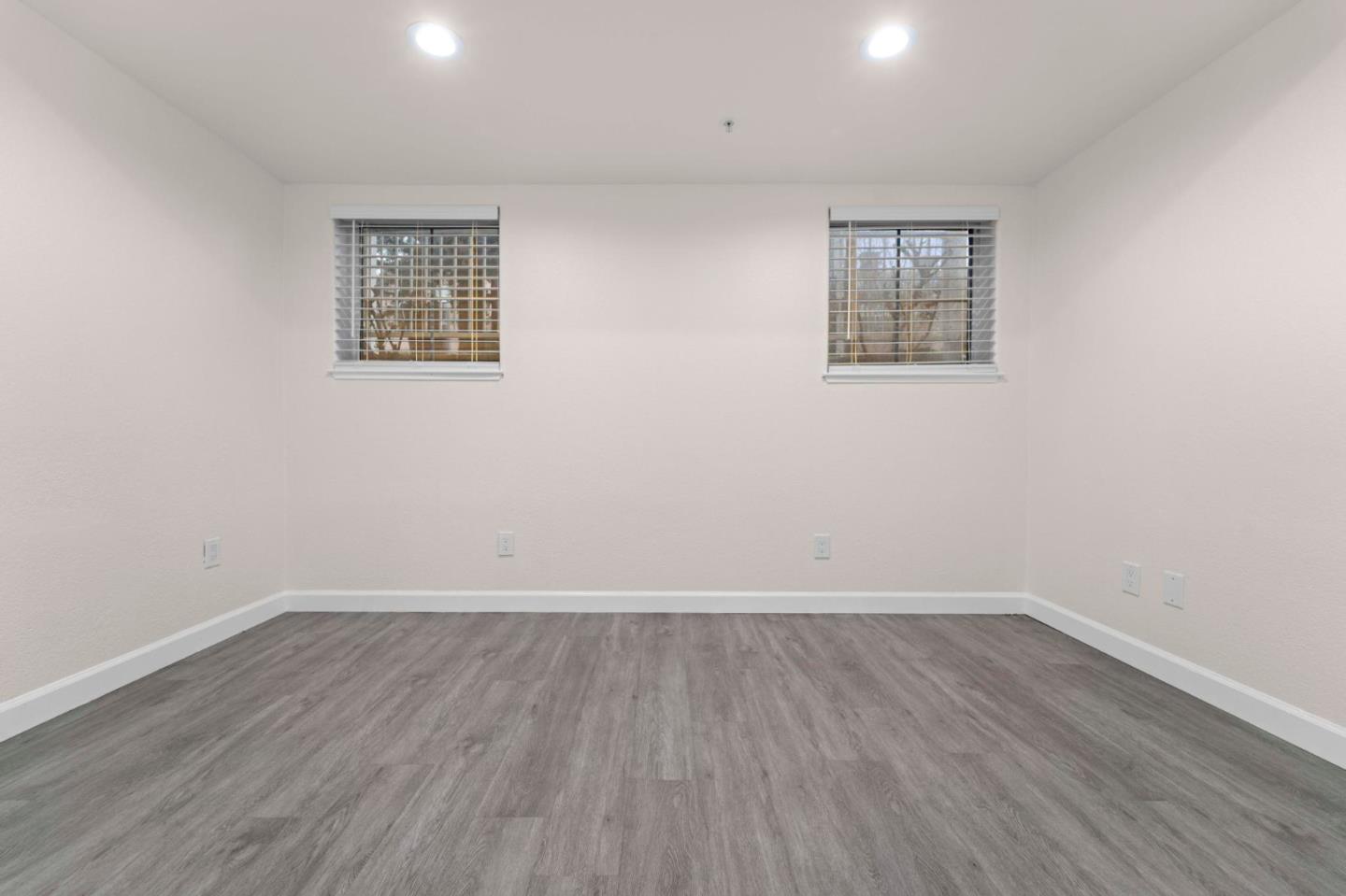 Detail Gallery Image 28 of 39 For 126 Pacchetti Way, Mountain View,  CA 94040 - 3 Beds | 3 Baths