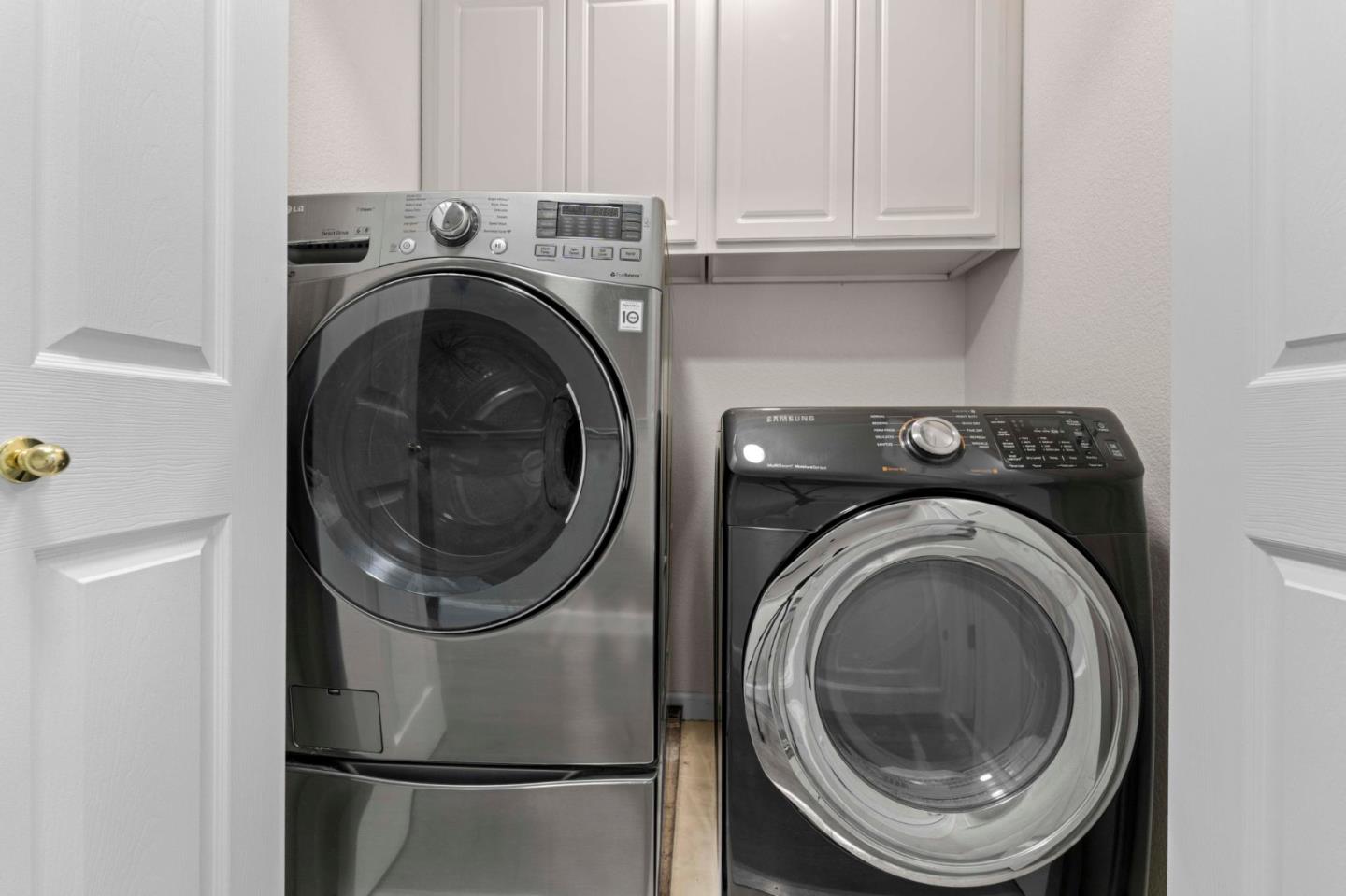 Detail Gallery Image 35 of 39 For 126 Pacchetti Way, Mountain View,  CA 94040 - 3 Beds | 3 Baths