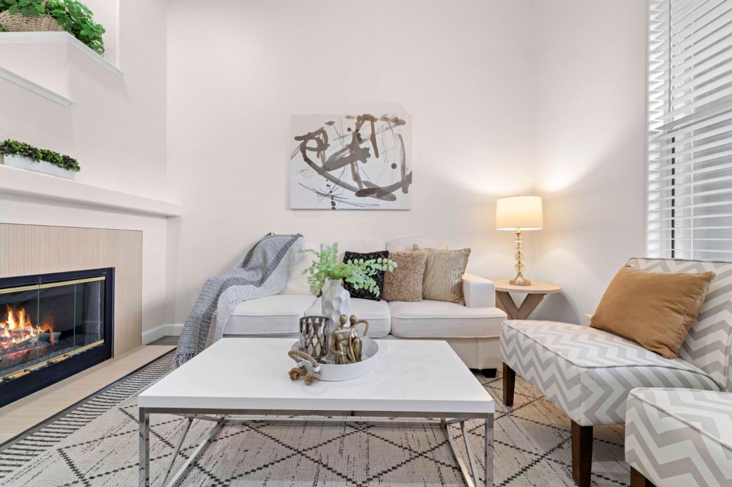 Detail Gallery Image 7 of 39 For 126 Pacchetti Way, Mountain View,  CA 94040 - 3 Beds | 3 Baths