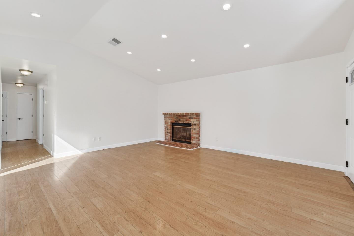 Detail Gallery Image 14 of 61 For 2753 Asilomar Dr, Antioch,  CA 94531 - 4 Beds | 2 Baths