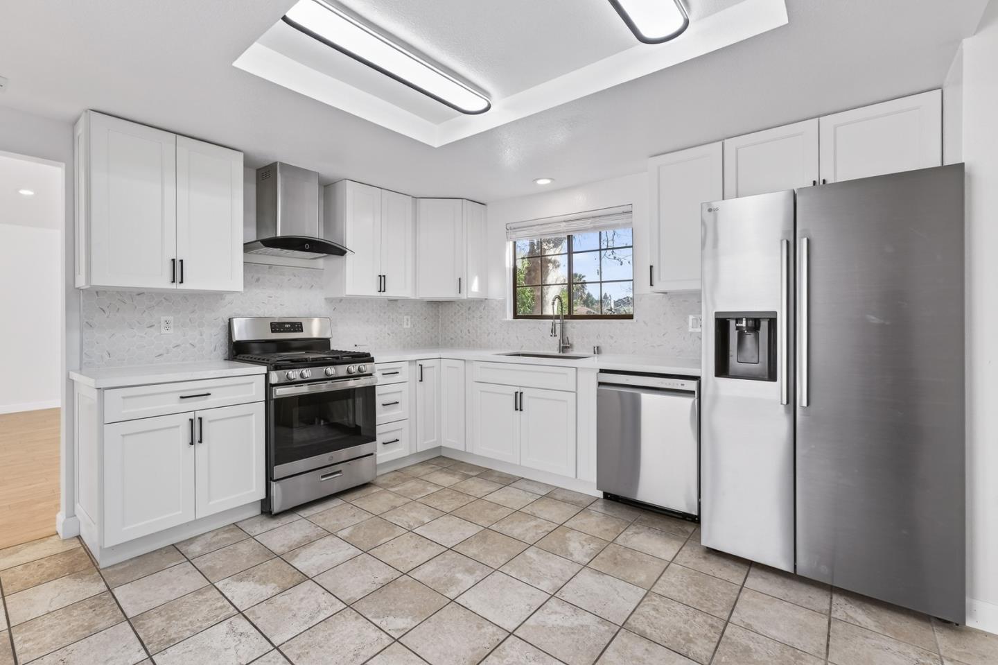 Detail Gallery Image 7 of 61 For 2753 Asilomar Dr, Antioch,  CA 94531 - 4 Beds | 2 Baths