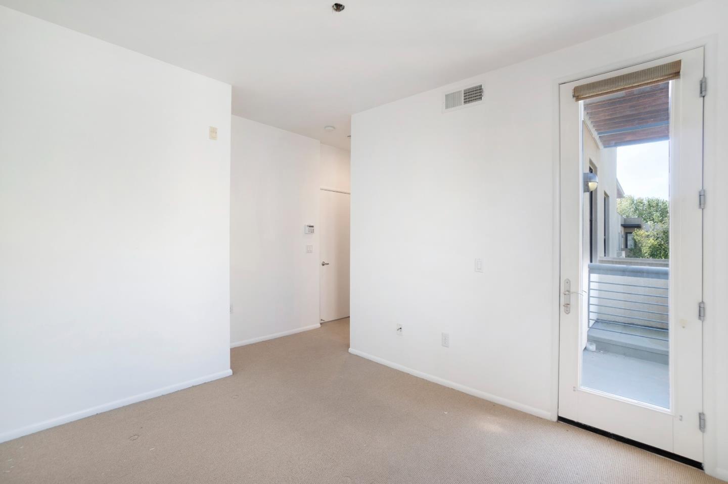 Detail Gallery Image 23 of 38 For 153 City Limits Cir, Emeryville,  CA 94608 - 2 Beds | 2/1 Baths