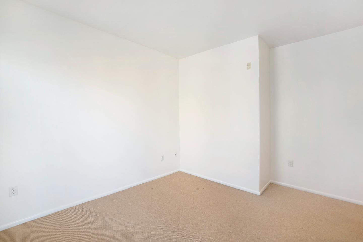 Detail Gallery Image 24 of 38 For 153 City Limits Cir, Emeryville,  CA 94608 - 2 Beds | 2/1 Baths