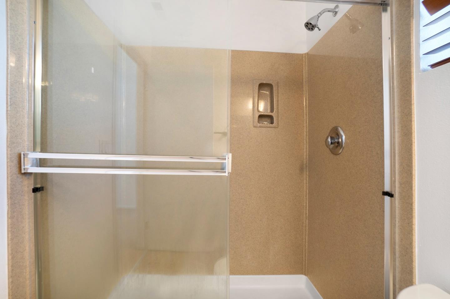 Detail Gallery Image 28 of 38 For 153 City Limits Cir, Emeryville,  CA 94608 - 2 Beds | 2/1 Baths