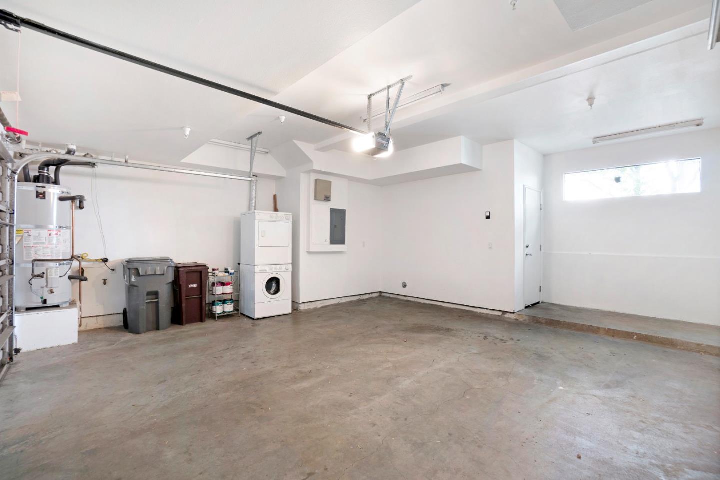 Detail Gallery Image 36 of 38 For 153 City Limits Cir, Emeryville,  CA 94608 - 2 Beds | 2/1 Baths