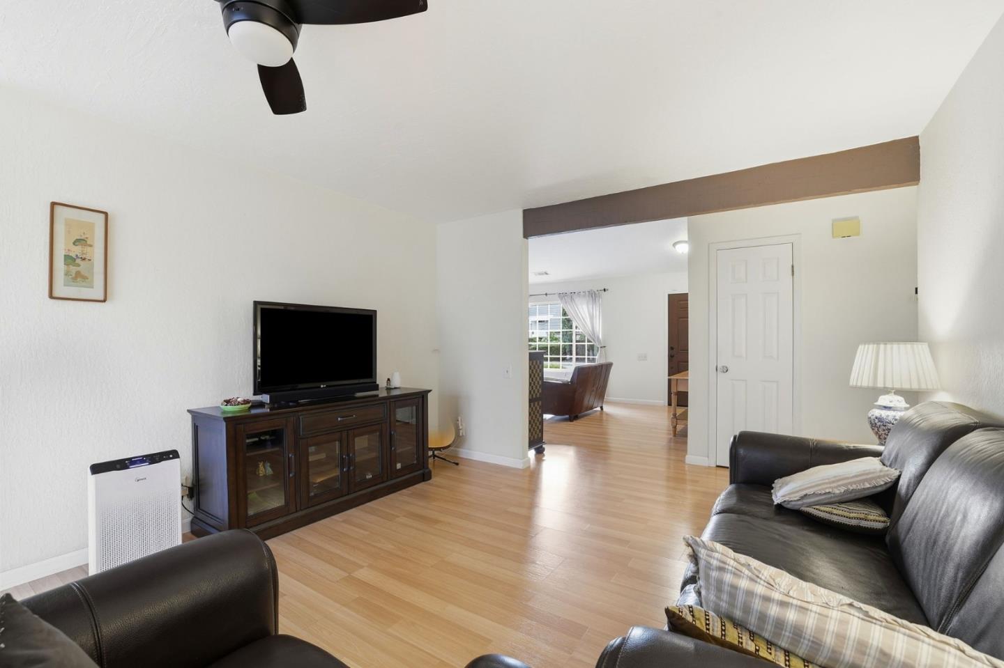 Detail Gallery Image 10 of 37 For 148 Red River Way, San Jose,  CA 95136 - 4 Beds | 2 Baths