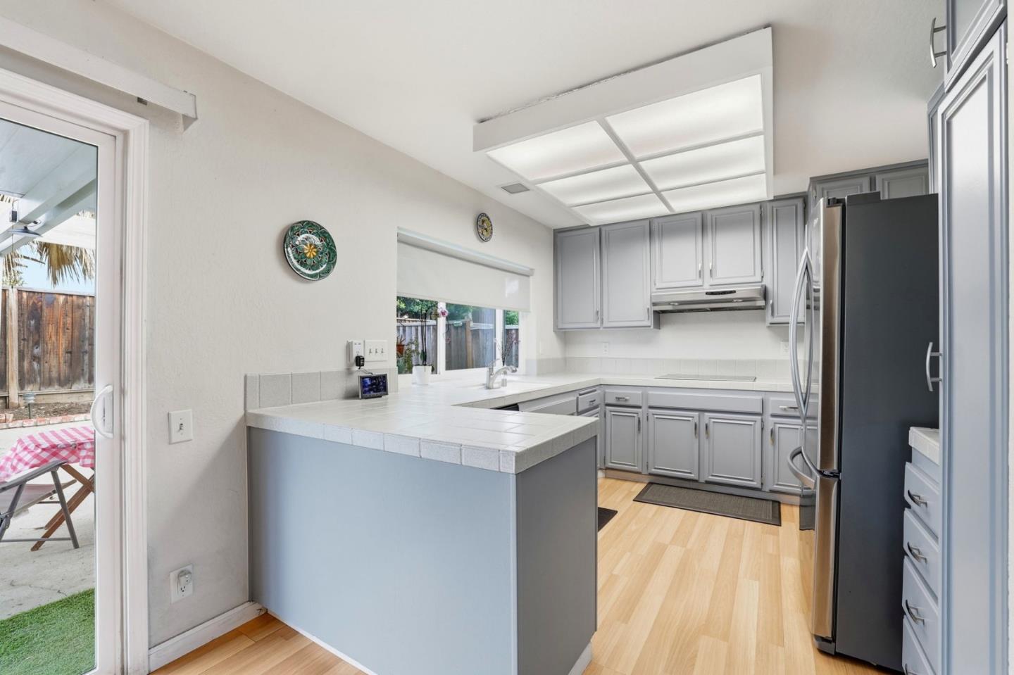 Detail Gallery Image 16 of 37 For 148 Red River Way, San Jose,  CA 95136 - 4 Beds | 2 Baths