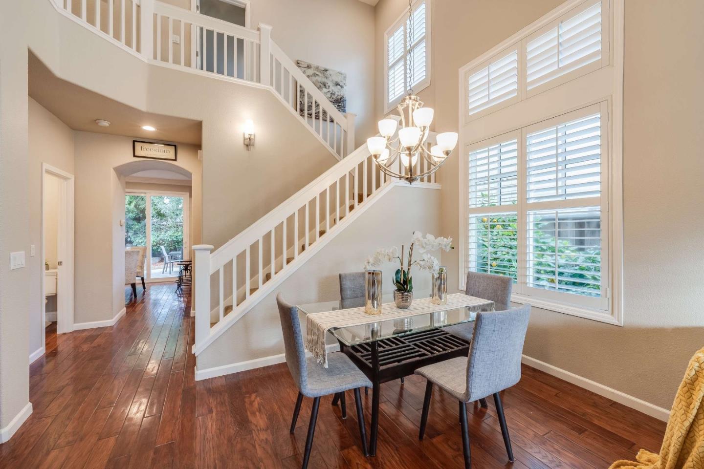 Detail Gallery Image 11 of 59 For 219 Beethoven Ln, Los Gatos,  CA 95032 - 4 Beds | 2/1 Baths