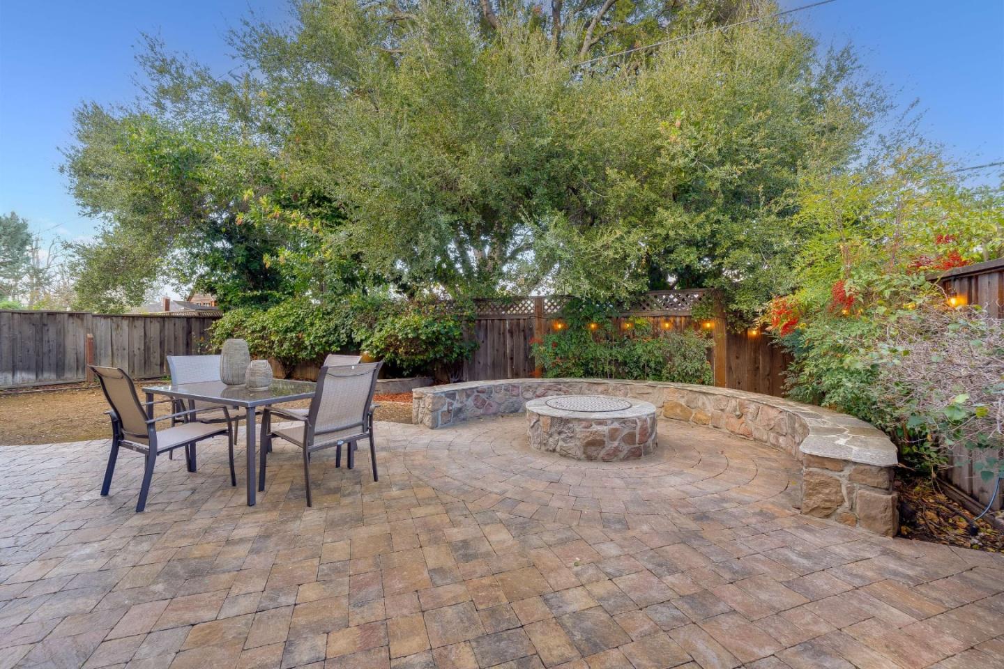 Detail Gallery Image 36 of 59 For 219 Beethoven Ln, Los Gatos,  CA 95032 - 4 Beds | 2/1 Baths