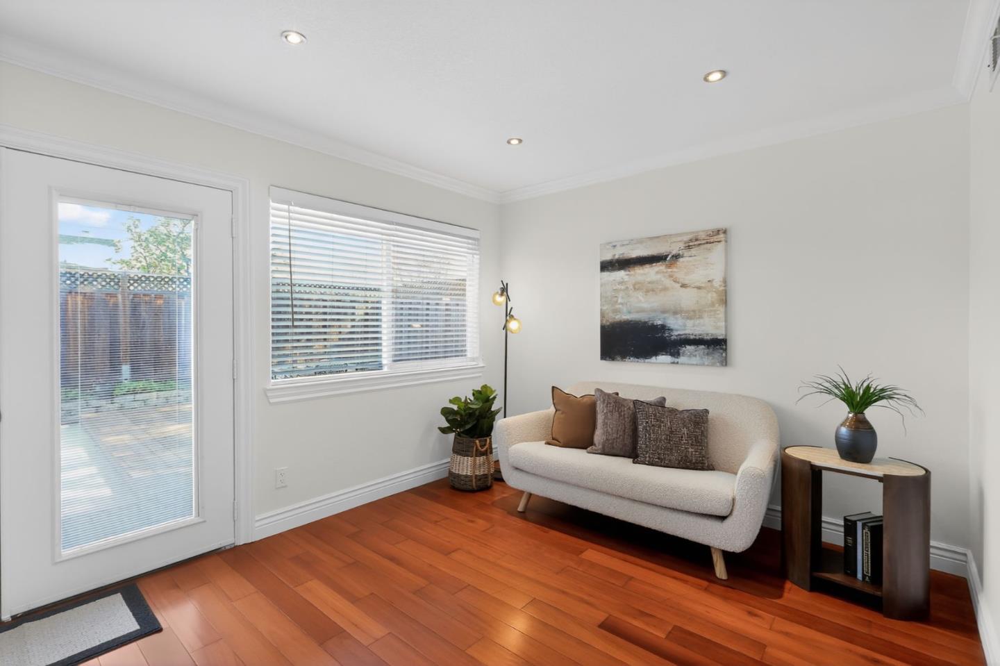 Detail Gallery Image 12 of 29 For 1402 Almanor Ct, San Jose,  CA 95132 - 3 Beds | 2 Baths