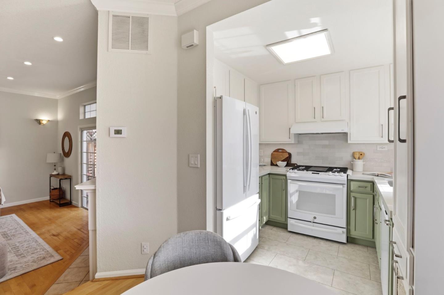 Detail Gallery Image 13 of 45 For 558 N 3rd St, San Jose,  CA 95112 - 2 Beds | 2 Baths