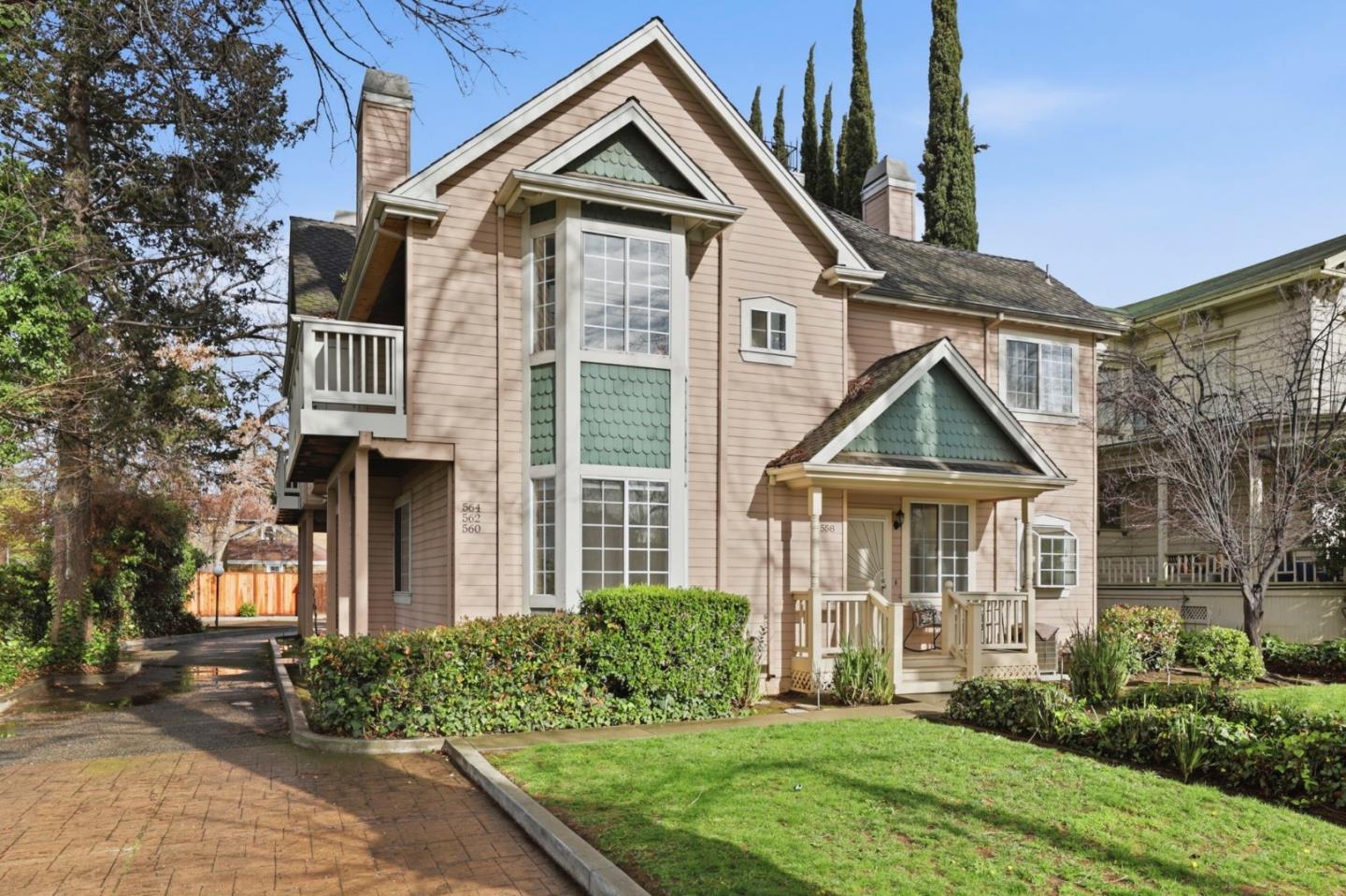 Detail Gallery Image 2 of 45 For 558 N 3rd St, San Jose,  CA 95112 - 2 Beds | 2 Baths