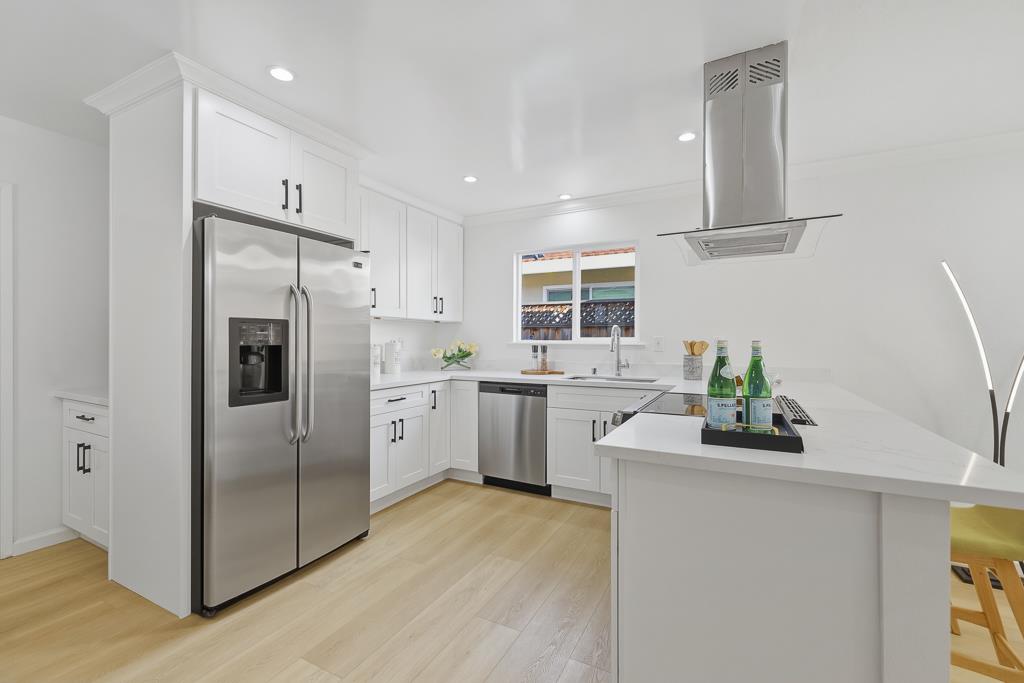 Detail Gallery Image 8 of 28 For 6394 Menlo Dr, San Jose,  CA 95120 - 3 Beds | 2 Baths