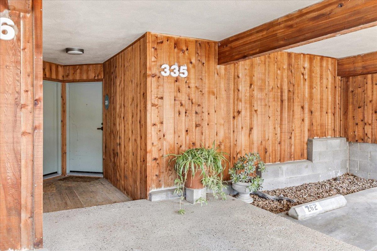 Detail Gallery Image 4 of 24 For 125 Surf Way #335,  Monterey,  CA 93940 - 1 Beds | 1 Baths