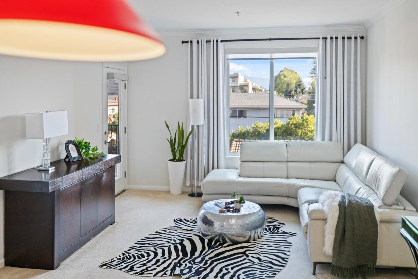 Detail Gallery Image 2 of 62 For 801 S Winchester Blvd #3206,  San Jose,  CA 95128 - 1 Beds | 1 Baths