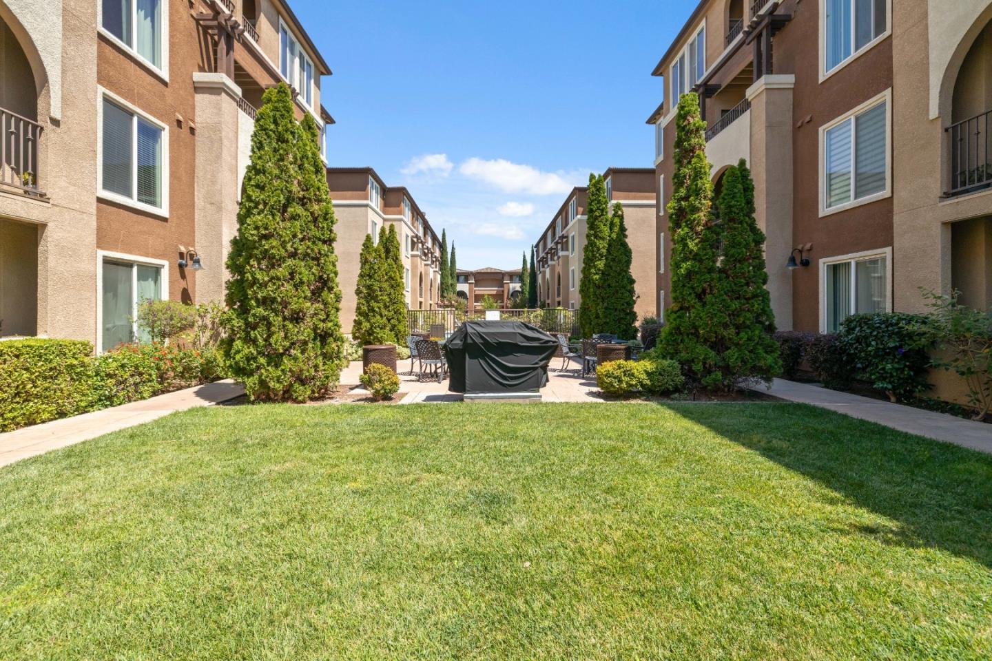 Detail Gallery Image 23 of 62 For 801 S Winchester Blvd #3206,  San Jose,  CA 95128 - 1 Beds | 1 Baths