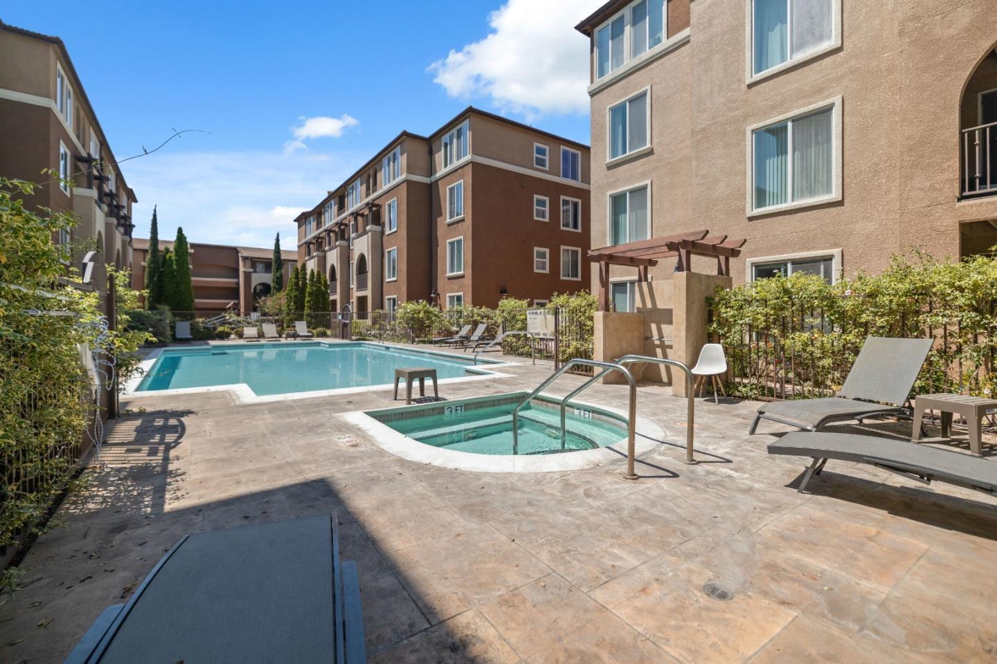 Detail Gallery Image 26 of 62 For 801 S Winchester Blvd #3206,  San Jose,  CA 95128 - 1 Beds | 1 Baths